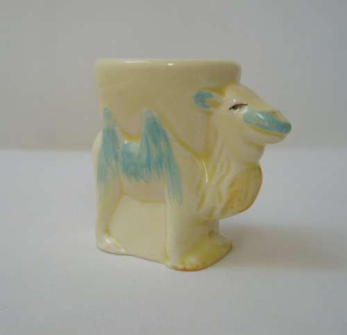 VINTAGE ENGLISH FIGURAL CAMEL EGG CUP ~ Chipped!