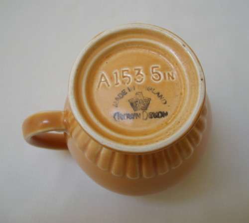 VINTAGE CROWN DEVON 12.5cm JUG VASE c1939+