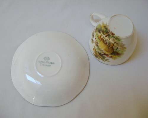 VINTAGE ALFRED MEAKIN 'THE HAYRIDE' TEA DUO c1945+ (1 of 2 Available)