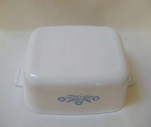 CORNING WARE BLUE CORNFLOWER MODEL P-4-B 7in X 5 1/2in X 3in CASSEROLE DISH - No Cover!!!