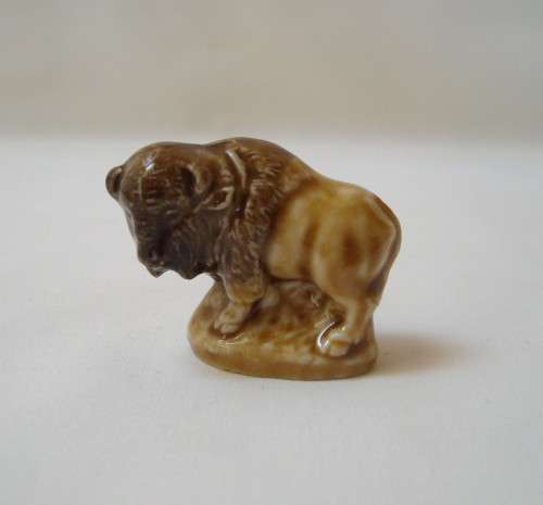 WADE WHIMSIE ~ BISON