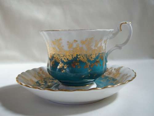 VINTAGE SET OF SIX ROYAL ALBERT 'REGAL SERIES' MULTI-COLOURED DUO'S c1970's