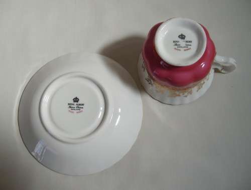 VINTAGE SET OF SIX ROYAL ALBERT 'REGAL SERIES' MULTI-COLOURED DUO'S c1970's