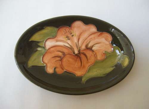 VINTAGE WALTER MOORCROFT CORAL HIBISCUS OVAL PIN DISH