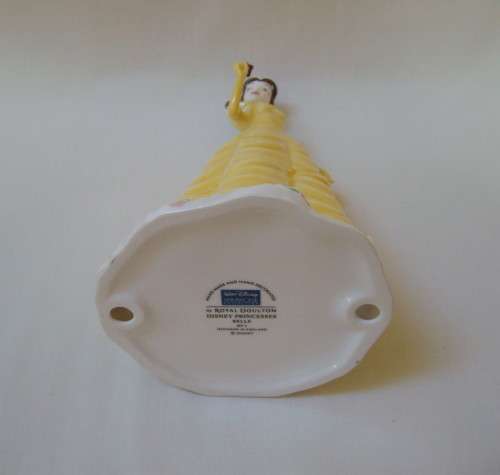 WALT DISNEY SHOWCASE COLLECTION by ROYAL DOULTON 'DISNEY PRINCESSES ~ BELLE' DP3 FIGURINE c2005