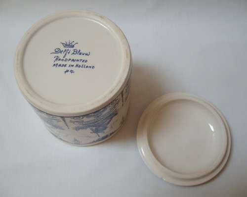 VINTAGE CROWN DELFT BLUE 'WINDMILLS' CANISTER & COVER