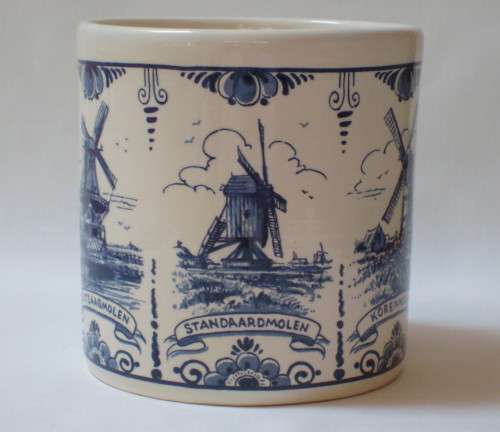 VINTAGE CROWN DELFT BLUE 'WINDMILLS' CANISTER & COVER