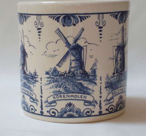 VINTAGE CROWN DELFT BLUE 'WINDMILLS' CANISTER & COVER