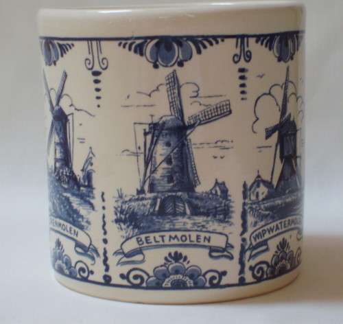 VINTAGE CROWN DELFT BLUE 'WINDMILLS' CANISTER & COVER