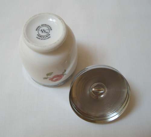 VINTAGE ROYAL WORCESTER EGG CODDLER