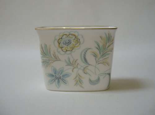 VINTAGE MINTON 'VANESSA' SPILL VASE
