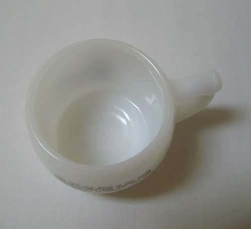 VINTAGE SEAFORTH SCOTCH HEATHER MILK GLASS SHAVING MUG