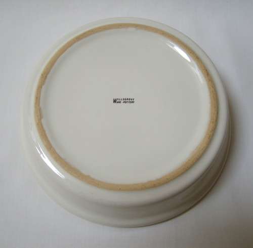 TWO VINTAGE RHODESIAN WILLSGROVE WARE POTTERY NURSERY WARE PORRIDGE BOWLS