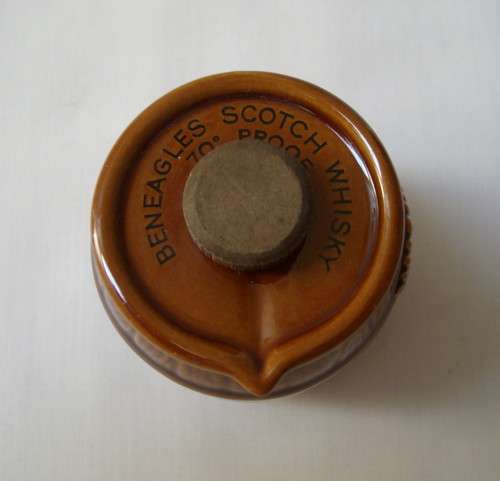 VINTAGE COPELAND SPODE BENEAGLES SCOTCH WHISKY 6cm MINIATURE LIQUOR BOTTLE