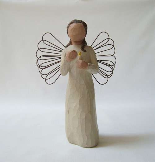 RETIRED WILLOW TREE 'ANGEL OF WARMTH' FIGURINE by SUSAN LORDI c2001