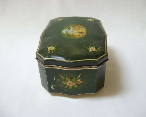 VINTAGE GREEN FLORAL SWEETS TIN