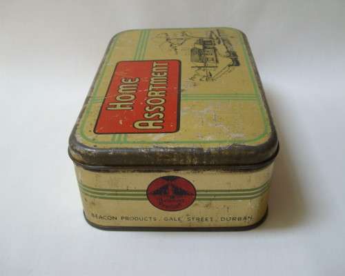 VINTAGE BEACON'S HOME ASSORTMENT SWEETS TIN
