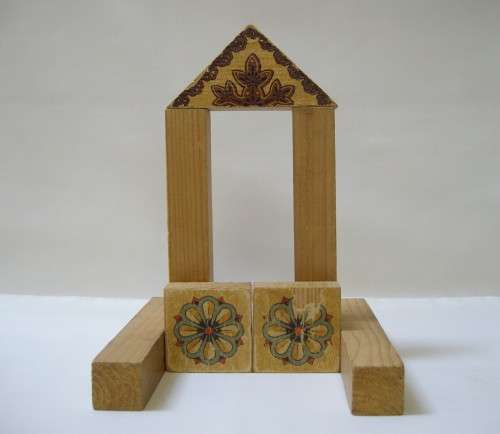 VINTAGE GERMAN 'FRANZÖSISCHER-BAUKASTEN' FRENCH-ARCHITECTURE WOODEN STACKING BLOCKS SET c1923