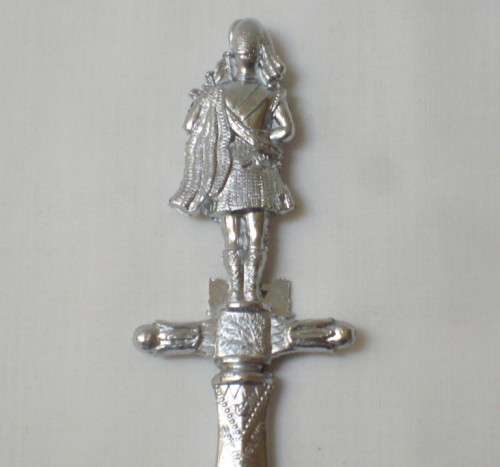 VINTAGE "SQUIRE" SOUVENIR CHROME-PLATED LONDON LETTER KNIFE