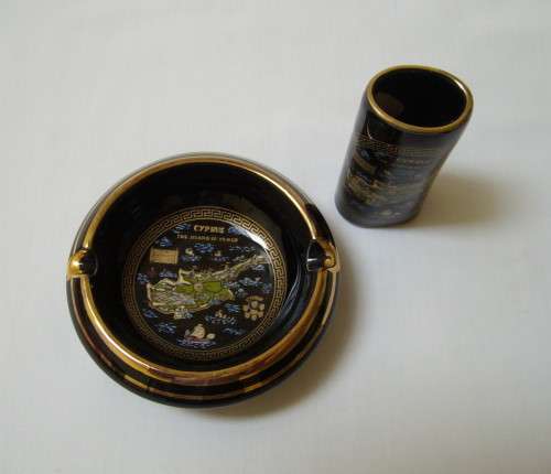 VINTAGE GREEK TAKOUSSIS 'CYPRUS ~ THE ISLAND OF VENUS' SOUVENIR ASHTRAY & LIGHTER HOLDER