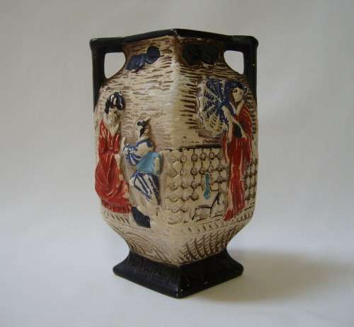VINTAGE CYPLES OLD POTTERY EMBOSA WARE CHINOISERIE 13cm VASE c1928 ~ General Wear & Tear!