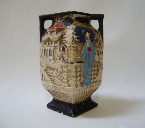 VINTAGE CYPLES OLD POTTERY EMBOSA WARE CHINOISERIE 13cm VASE c1928 ~ General Wear & Tear!