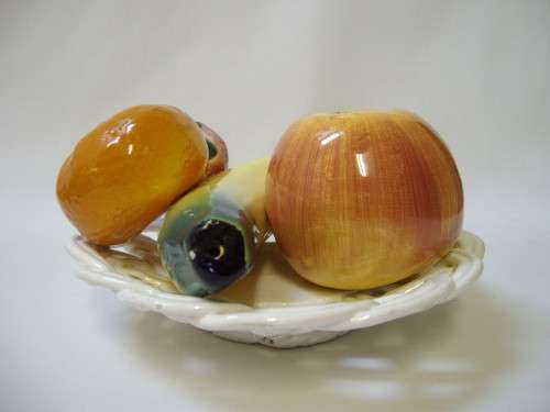 VINTAGE SPANISH MAJOLICA BASKET WITH ASSORTED FRUIT ~ Chipped!!!