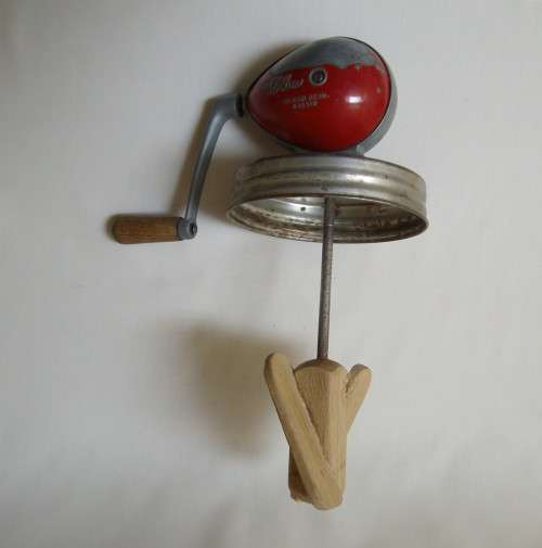VINTAGE BLOW BUTTER CHURN 11.5cm MECHANISM ONLY c1950's