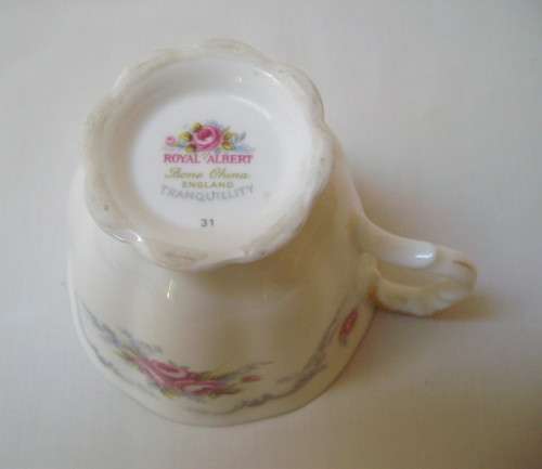 VINTAGE ROYAL ALBERT 'TRANQUILLITY' TEA CUP