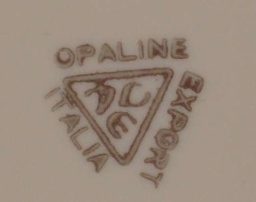 TWO VINTAGE OPALINE EXPORT ITALIA GLASS PIN DISHES