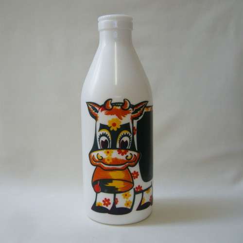 RETRO ITALIAN EGIZIA WHITE GLASS MILK BOTTLE
