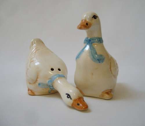 VINTAGE FIGURAL SALT & PEPPER SET