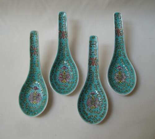 SET OF FOUR VINTAGE ZHONGGUO ZHI ZAO TURQUOISE GREEN RICE SPOONS c1970's