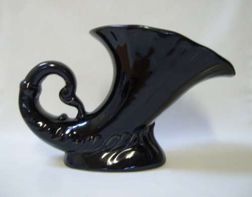 VINTAGE LUCIA WARE No: 7008 CORNUCOPIA VASE c1940s