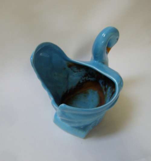 VINTAGE LUCIA WARE No: 2072 SWAN VASE c1940s ~ Rusted Interior!