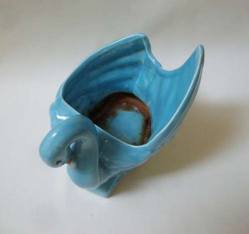 VINTAGE LUCIA WARE No: 2072 SWAN VASE c1940s ~ Rusted Interior!