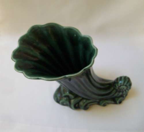 VINTAGE DROSTDY WARE No: 107 CORNUCOPIA VASE c1950's