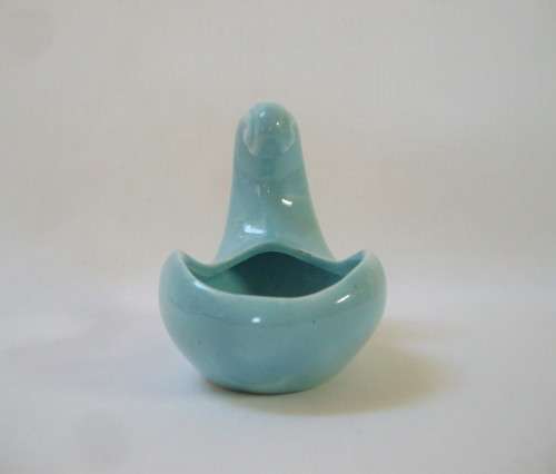 VINTAGE LUCIA WARE No: 1101 MINIATURE VASE c1940s