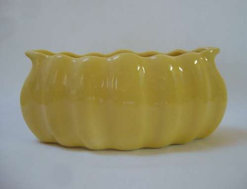 VINTAGE LUCIA WARE No: 3301 OVAL TROUGH VASE c1940s