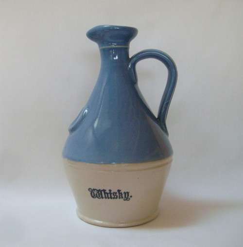 VINTAGE BUCHAN OF PORTOBELLO SCOTLAND STONEWARE 22cm WHISKY FLAGON