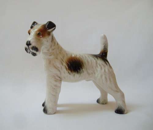 VINTAGE CERAMIC WIRE-HAIRED FOX TERRIER FIGURINE