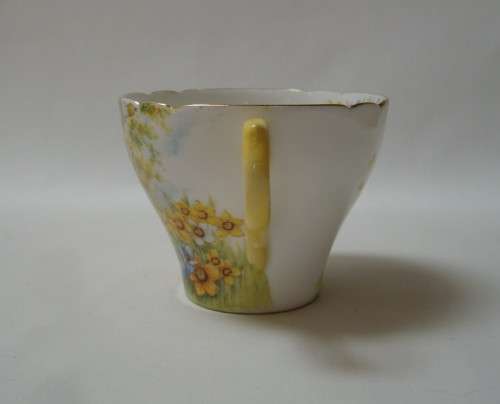 VINTAGE SHELLEY 'DAFFODIL TIME' DEMITASSE COFFEE CUP c1939+