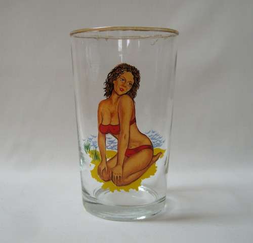 VINTAGE RETRO PIN-UP GIRL BIKINI NUDE DRINKING GLASS