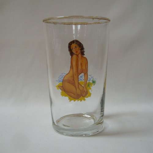 VINTAGE RETRO PIN-UP GIRL BIKINI NUDE DRINKING GLASS