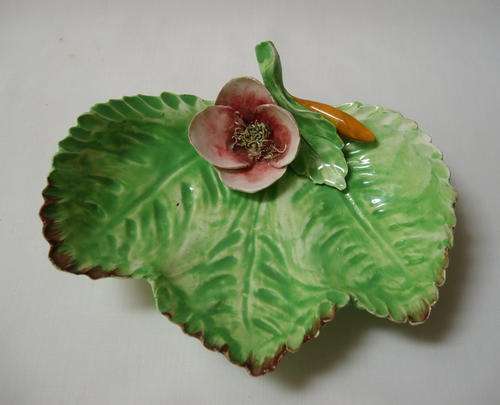 VINTAGE BALBOA ITALIAN MAIOLICA FLORAL LEAF DISH