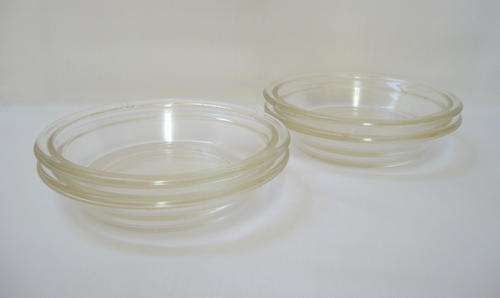 SET OF FOUR VINTAGE JOBLING-PURSER No:204 PYREX INDIVIDUAL PIE DISHES c1930's-1940's