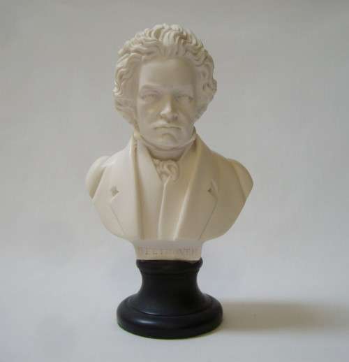 VINTAGE FAUX MARBLE BEETHOVEN BUST