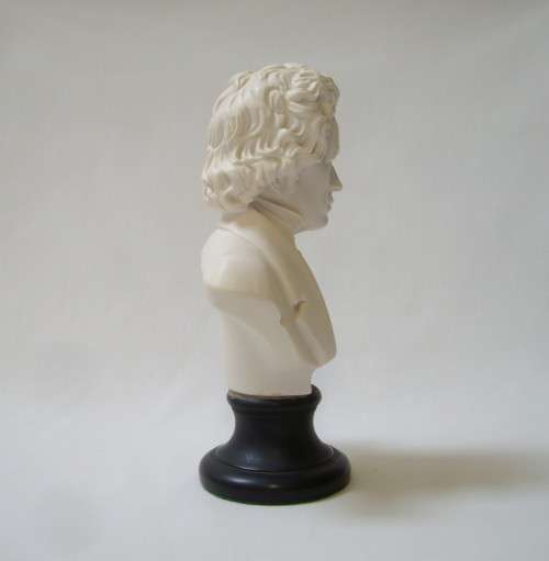 VINTAGE FAUX MARBLE BEETHOVEN BUST