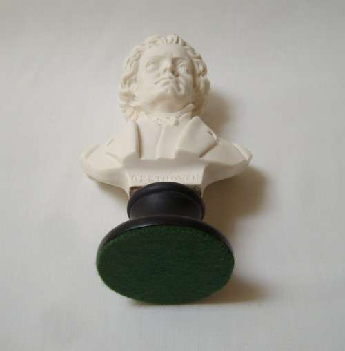 VINTAGE FAUX MARBLE BEETHOVEN BUST