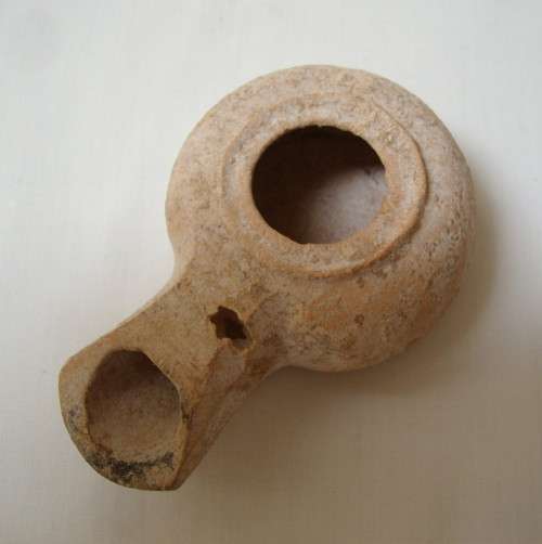 VINTAGE SOUVENIR ANCIENT ISRAELI OIL LAMP